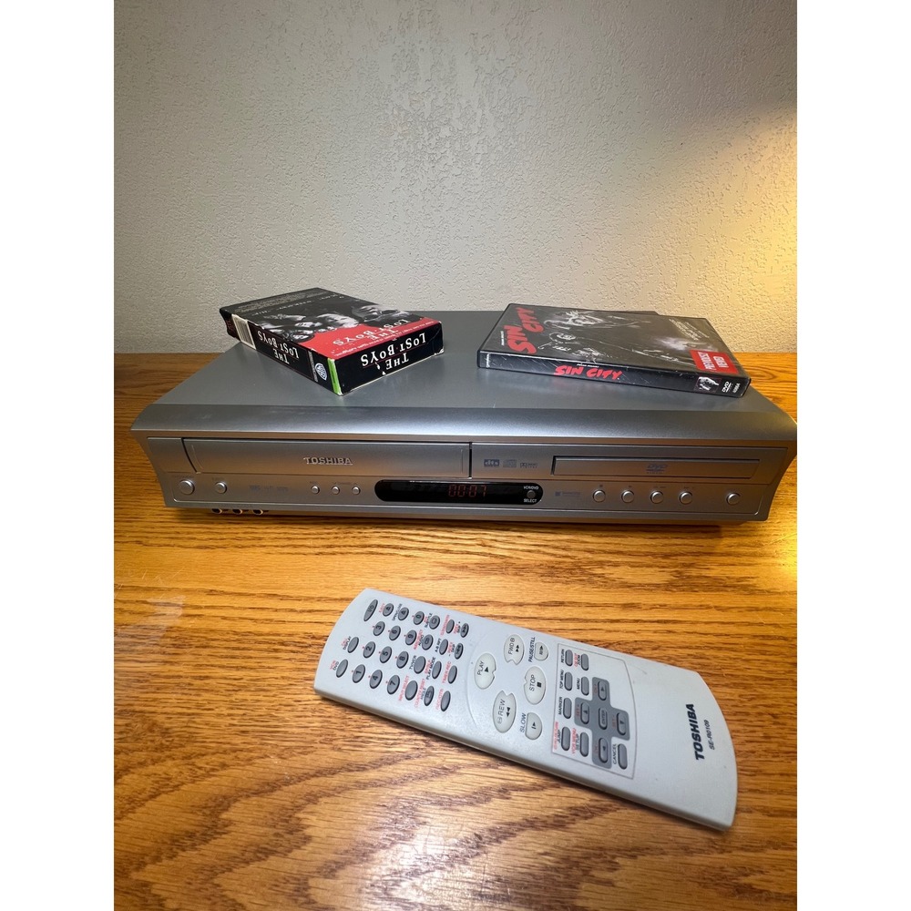 Toshiba SD-V293 DVD VCR Combo Player Silver 4-Head Hi-Fi with Remote and Movies